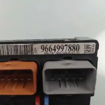 Recambio de automóvil de segunda mano de caja reles / fusibles para peugeot 207 207 + referencias oem iam 9664997880  bsmr09