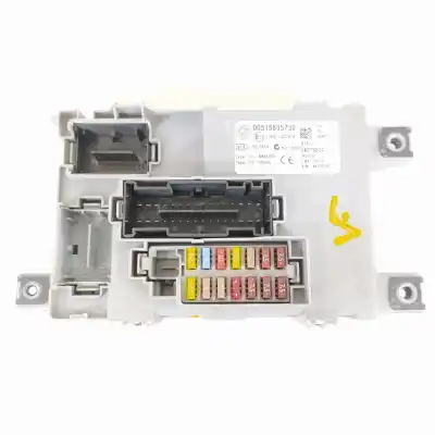 Second-hand car spare part fuse box unit for fiat nuova 500 (150) by gucci oem iam references 00518895730  28273324