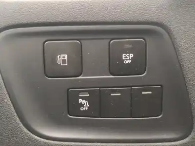 Автозапчастина б/у МНОГОФУНКЦІЙНЕ УПРАВЛІННЯ для CITROEN C4 LIM.  Посилання на OEM IAM 9666882977  