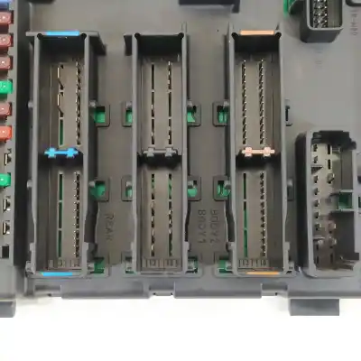 Second-hand car spare part fuse box unit for saab 9-3 (ys3f e79 d79 d75) 1.9 tid oem iam references 519161103  12766740