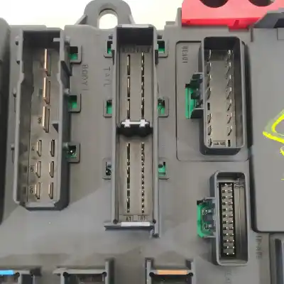 Second-hand car spare part fuse box unit for saab 9-3 (ys3f e79 d79 d75) 1.9 tid oem iam references 519161103  12766740