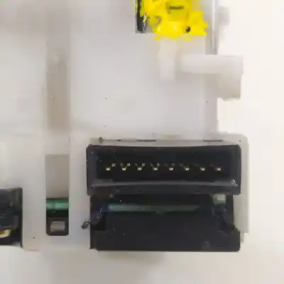 Pezzo di ricambio per auto di seconda mano comando pulito per nissan note (e11e) naru edition riferimenti oem iam 6901sn  