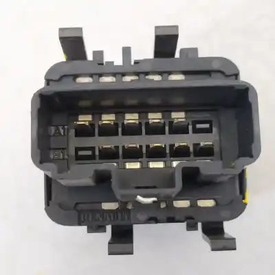 Second-hand car spare part left front power window switch for otras marcas trafic caja cerrada (ab 4.01) 2.5 dci diesel cat 135 cv / 99 kw oem iam references 057319a  