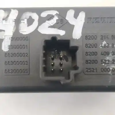 Peça sobressalente para automóvel em segunda mão interruptor 4 piscas - emergência por renault kangoo expression profesional referências oem iam 8200214896a  
