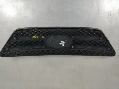 Second-hand car spare part front grille for kia cee´d active oem iam references 863501h000  