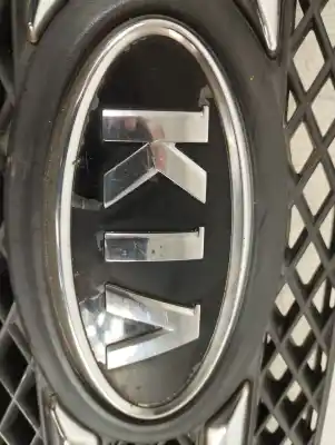 Second-hand car spare part front grille for kia cee´d active oem iam references 863501h000  