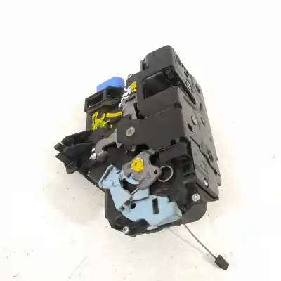 Автозапчасти б/у замок передней правой двери за volkswagen touran (1t3) advance bluemotion ссылки oem iam 3d1837015ap   Автозапчасти б/у замок передней правой двери за volkswagen touran (1t3) advance bluemotion ссылки oem iam 3d1837015ap