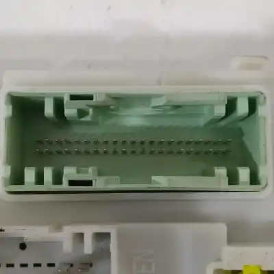 Second-hand car spare part fuse box unit for ford focus lim. (cb8) edition oem iam references dm5t14014  