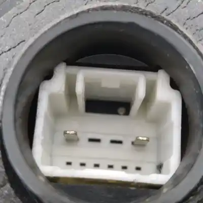 Автозапчастина б/у замок дверей заднього лівого для toyota corolla verso (r1) 2.2 d-4d sol посилання на oem iam 690600f011  