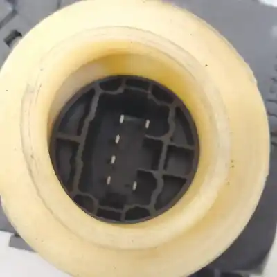 Автозапчасти б/у регулятор стекла переднего правого за toyota corolla verso (r1) 2.2 d-4d sol ссылки oem iam 698100f010  