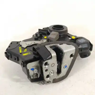 Автозапчастина б/у замок передній праві двері для toyota corolla verso (r1) 2.2 d-4d sol посилання на oem iam   