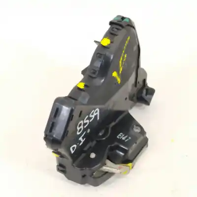 Автозапчасти б/у замок левой передней двери за toyota corolla verso (r1) 2.2 d-4d sol ссылки oem iam 