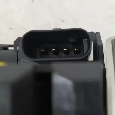 Автозапчастина б/у замок багажника / ворот для mercedes-benz clase c (w205) familiar c 220 t cdi bluetec edition 1 (205.204) посилання на oem iam a0997400300  