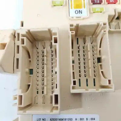 Second-hand car spare part fuse box unit for kia cee´d concept oem iam references 91950a2030  