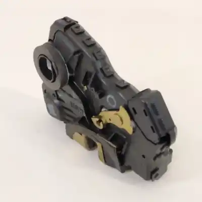 Автозапчастина б/у замок передніх дверей лівий для toyota corolla verso (r1) 2.0 d-4d luna посилання на oem iam   