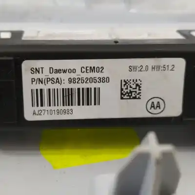 Second-hand car spare part interior light for peugeot 208 2020 oem iam references 96887290pr 9823297880 9827658880