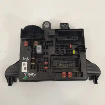 Peça sobressalente para automóvel em segunda mão caixa de fusíveis e relés por opel insignia sports tourer 2.0 16v cdti referências oem iam 13277318