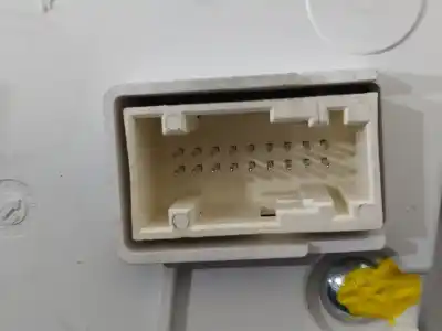 Peça sobressalente para automóvel em segunda mão quadrante por peugeot 308 allure referências oem iam 9832736580  