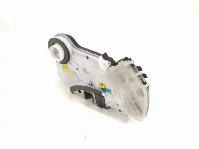 Second-hand car spare part left front door lock for toyota aygo x-cite oem iam references 690400h060  