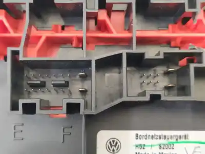 Recambio de automóvil de segunda mano de caja reles / fusibles para volkswagen jetta (1k2) 1.9 tdi referencias oem iam 3c0937049ae  