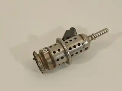 Second-hand car spare part injector for peugeot 208 1.5 blue-hdi fap oem iam references 9813930180  