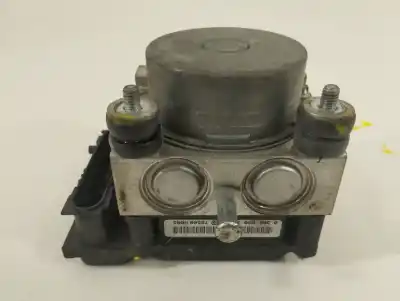 Second-hand car spare part abs for renault clio iii authentique oem iam references 8200747140  