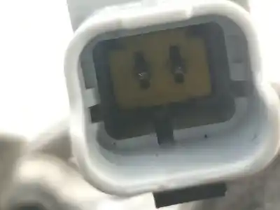 Second-hand car spare part air conditioning compressor for renault clio iii authentique oem iam references 8200651251  