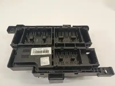 Second-hand car spare part fuse box unit for kia carens (un) concept oem iam references 919501d220  
