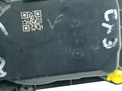 Автозапчастина б/у коробка метелика для mazda cx-3 center-line посилання на oem iam pe0113640b  