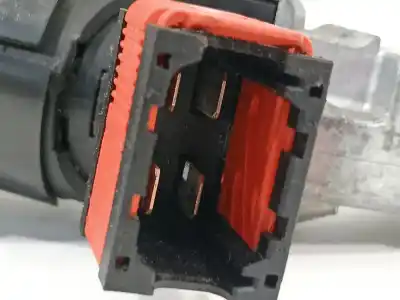 Second-hand car spare part ignition switch for renault kangoo profesional oem iam references 8200405701f  