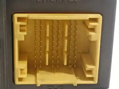 Second-hand car spare part fuse box unit for citroen ds5 style oem iam references 9806687980  