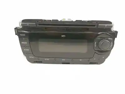 Peça sobressalente para automóvel em segunda mão sistema de áudio / rádio cd por seat leon (1p1) stylance / style referências oem iam 1p0035153b