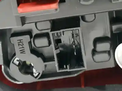 Автозапчасти б/у левый задний фонарь за volkswagen touran (1t3) advance bluemotion ссылки oem iam 1t0945093   Автозапчасти б/у левый задний фонарь за volkswagen touran (1t3) advance bluemotion ссылки oem iam 1t0945093