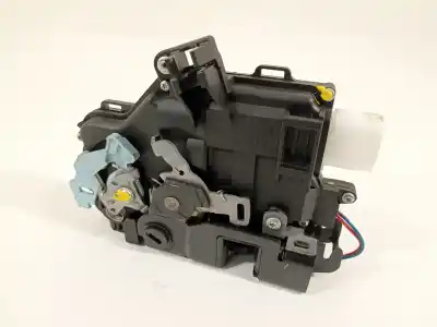 Автозапчастина б/у замок дверей заднього лівого для volkswagen touran (1t3) advance bluemotion посилання на oem iam 7l0839015j  