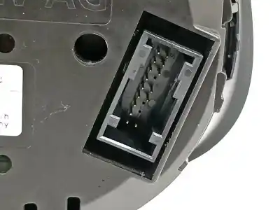 Second-hand car spare part dashboard for seat leon (5f1) fr oem iam references 5f0920741e  