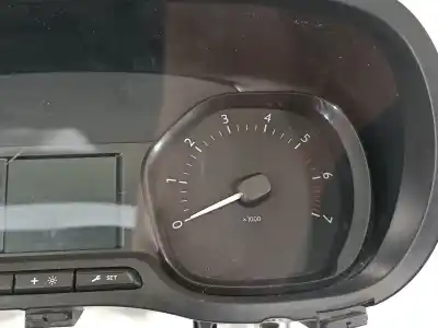 Автозапчастина б/у панель інструментів для citroen jumpy fugón club m посилання на oem iam 9831168480  