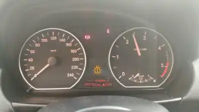 Peça sobressalente para automóvel em segunda mão quadrante por bmw serie 1 berlina (e81/e87) 118d referências oem iam 62109283801 62109283802 4032052