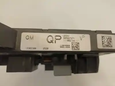 İkinci el araba yedek parçası röle/sigorta kutusu için opel astra j lim. selective oem iam referansları 13302300  365927271