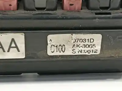 Second-hand car spare part fuse box unit for chevrolet captiva 2.0 vcdi lt oem iam references 07031dc100  