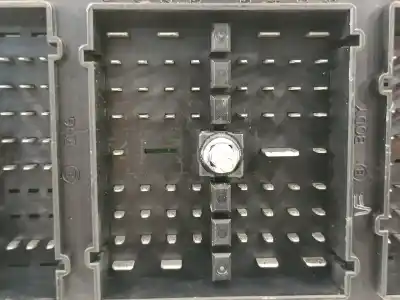 Second-hand car spare part fuse box unit for chevrolet captiva 2.0 vcdi lt oem iam references 07031dc100  