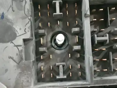 Second-hand car spare part fuse box unit for kia cee´d active oem iam references 919501h030  