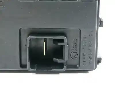 Pezzo di ricambio per auto di seconda mano scatola relè/fusibili per kia ceed business riferimenti oem iam 91959j1010  