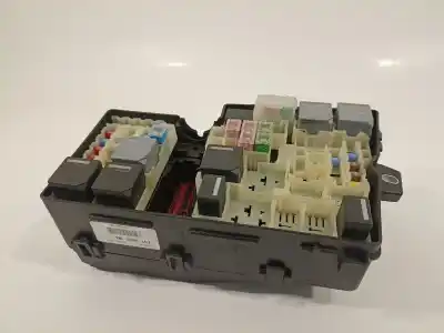 Peça sobressalente para automóvel em segunda mão CAIXA DE FUSÍVEIS E RELÉS por FORD FOCUS TURN.  Referências OEM IAM AV6T14A067AD  