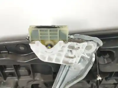 Second-hand car spare part driver left window regulator for kia cee´d concept oem iam references 82470a2301  82450a2010