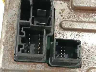 Peça sobressalente para automóvel em segunda mão coluna de direcção por opel corsa c 1.2 16v cat (z 12 xep / lb4) referências oem iam 55701302 2611786709a 11213105
