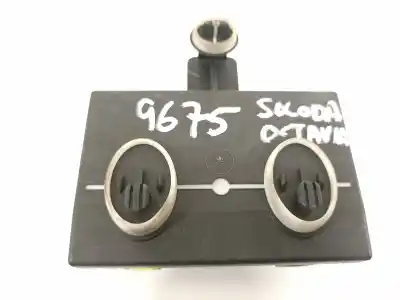 Peça sobressalente para automóvel em segunda mão módulo eletrônico por skoda octavia combi (5e5) 2.0 tdi referências oem iam 5q4959393e  