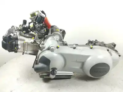 Pezzo di ricambio per auto di seconda mano motore completo per piaggio (vespa) x9 x9 250 evolution riferimenti oem iam m233m  