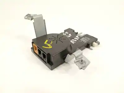 Second-hand car spare part antenna amplifier for audi a3 (8p) 2.0 tdi ambiente oem iam references 8p4035225d