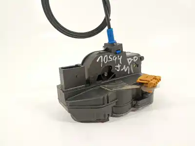Second-hand car spare part front right door lock for opel astra j (p10) 1.6 cdti (68) oem iam references 13579523