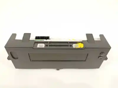 Second-hand car spare part multifunction display for renault clio iii confort expression oem iam references 8200307273  8200307273c